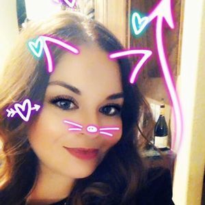 Meet your Posher, Vanessa